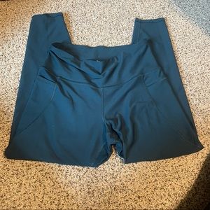 Old navy elevate legging